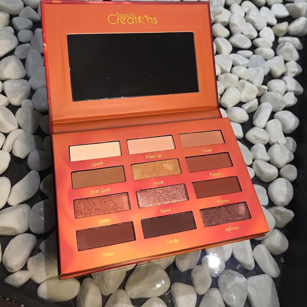 Eyeshadow palette by beauty creations
